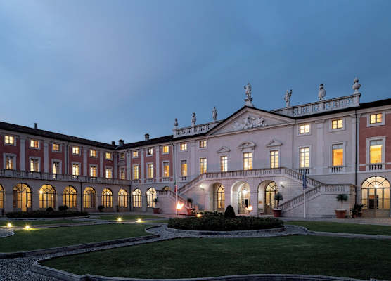 Villa Fenaroli Palace Hotel 1