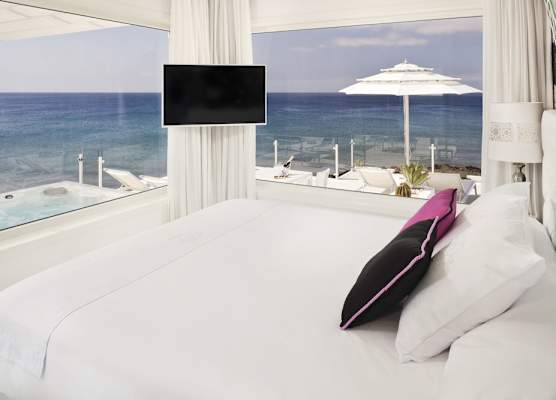 Lani's Suites de Luxe - Adults Only 1