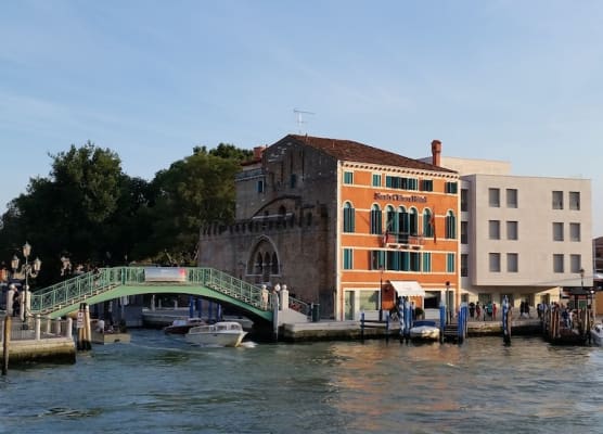 Hotel Santa Chiara 1