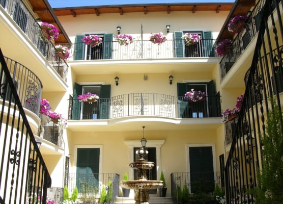 Aurelia Vatican Apartments 1