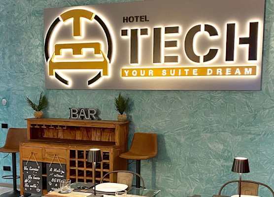 HOTEL TECH 1