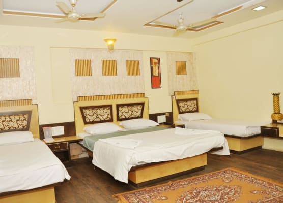 Hotel Sai Suraj Palace 1