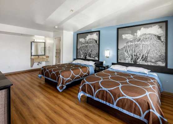 Super 8 by Wyndham Phoenix I-17 1