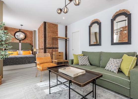 Apartamentos Puerta Elvira Suites 3000 1