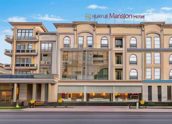 Huayue Mansion Hotel 1