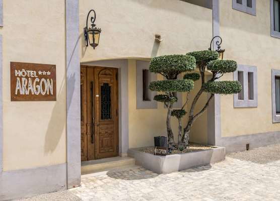 Hôtel l'Aragon à 50m de la cité de Carcassonne 1