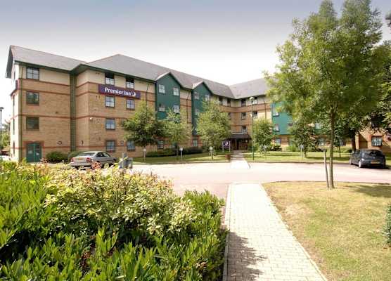 Premier Inn Luton - Airport 1