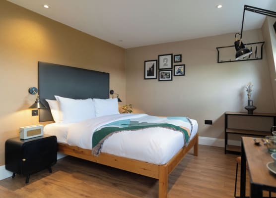 Room2 London Hammersmith Townhouse 1