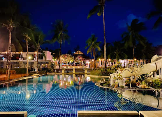 Palm Galleria Resort 1