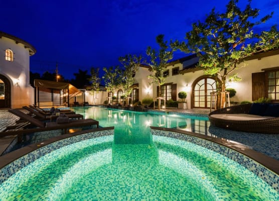 Villa Seville 1