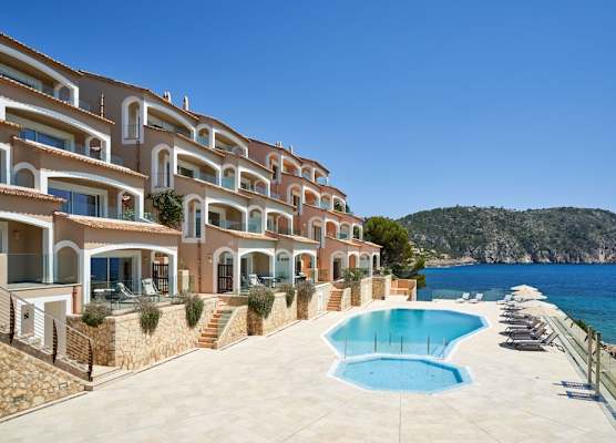 Bahia Suites Camp de Mar 1