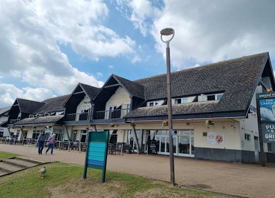 The Willen Lodge Hotel 1