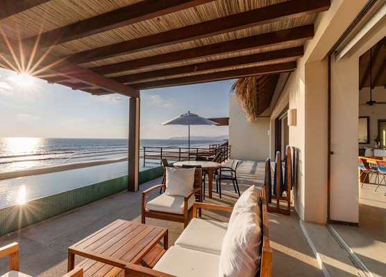 Marea Beachfront Villas 1