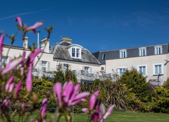 Cliffden Hotel 1