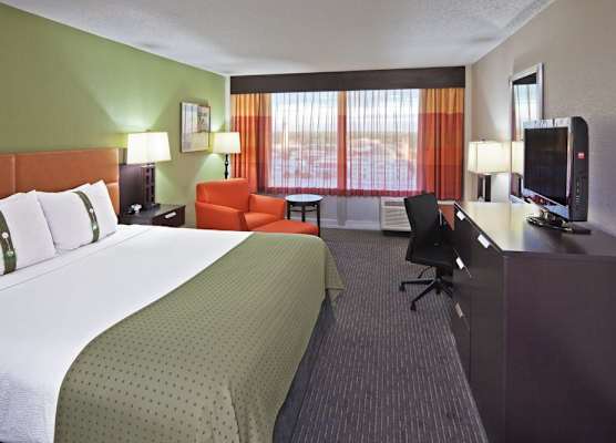 HOLIDAY INN TULSA CITY CENTER 1