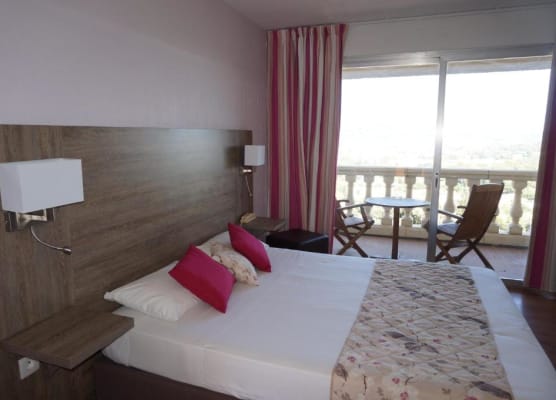 Logis Hotel Le Col De L'ange 1