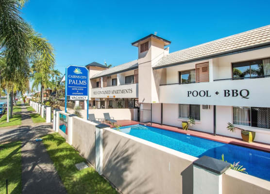 Cairns City Palms 1