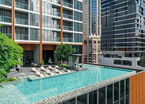 Oakwood Suites Bangkok 1