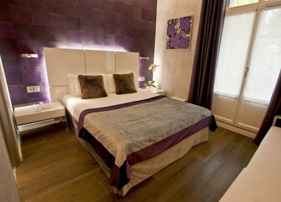 Hotel des Arceaux 1
