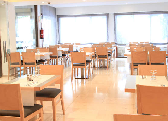 Hotel Garbi Park & AquaSplash 1