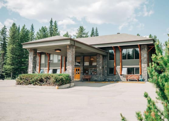 Mountaineer Lodge 1