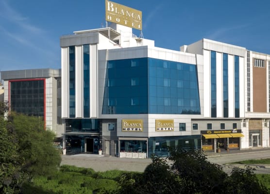 Blanca Hotel 1