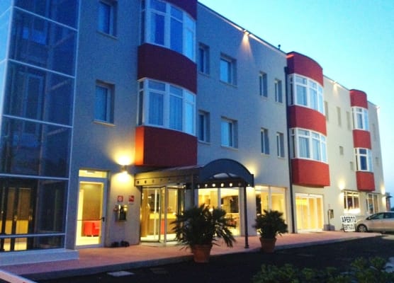 Formula International & Puravita SPA 1