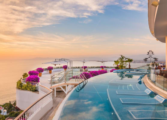 Grand Miramar All Luxury Suites & Residences 1