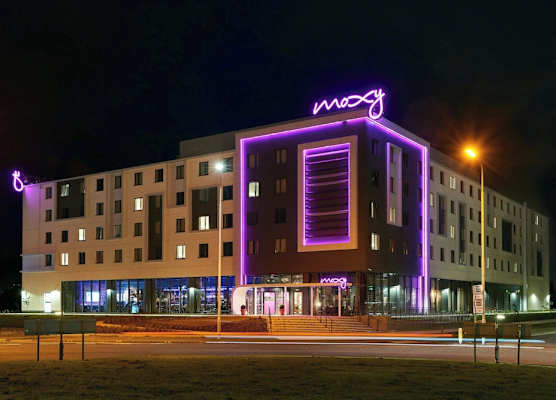 Moxy Edinburgh Airport 1