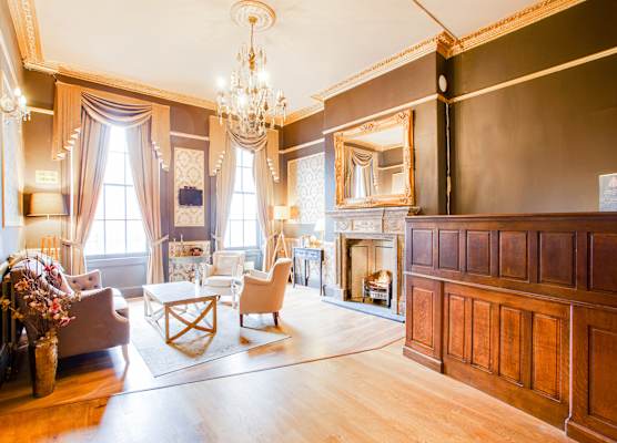Somerset Hotel Baker Street London 1