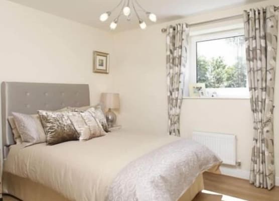 Apple House Guesthouse Heathrow Airport 1
