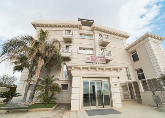 Best Western Plus Hotel Perla Del Porto 1