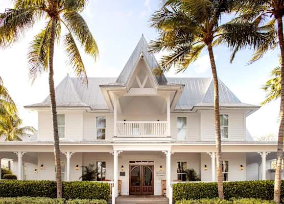 Tranquility Bay Beachfront Hotel and Resort 1