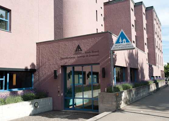 Zurich Youth Hostel 1