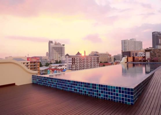 Dhotel Pattaya 1