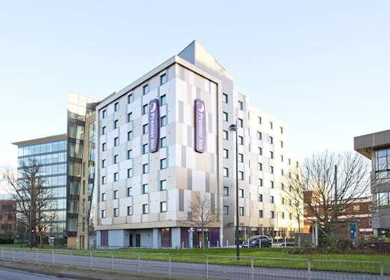 Premier Inn Maidenhead Town Centre 1