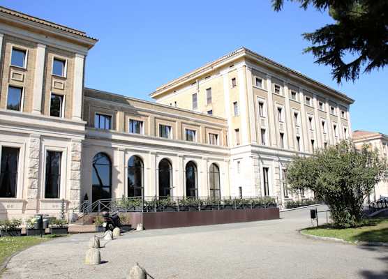 TH Roma - Carpegna Palace 1