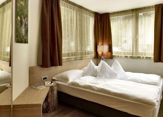 Color Home Suite Apartments 1
