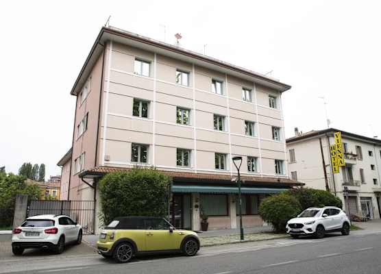 Hotel Vienna 1