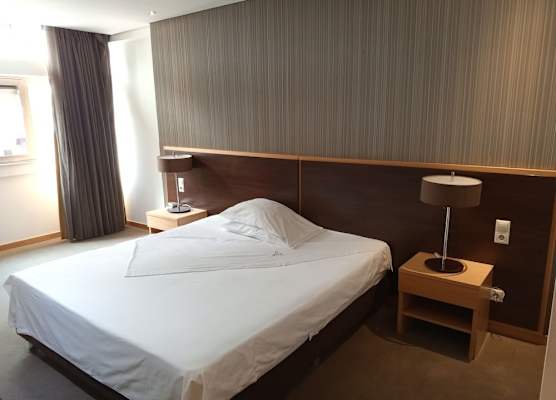 Hotel Ritz Capital 1