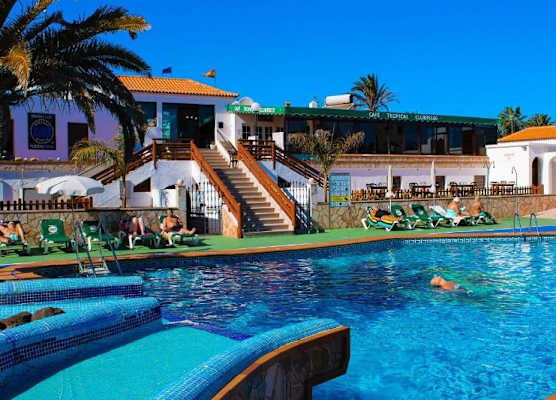 Castillo Beach Club Apartments 1