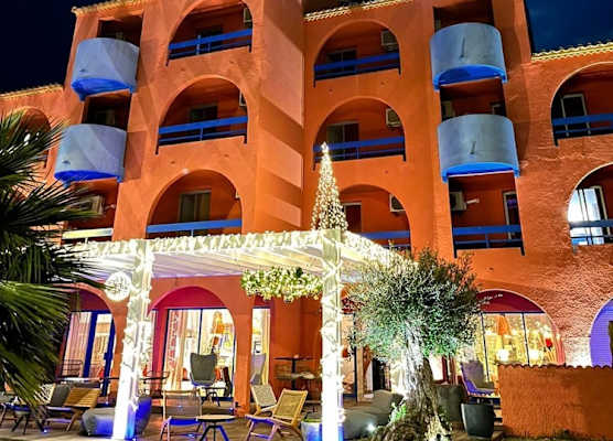 Cit'Hotel des 2 Golfs 1