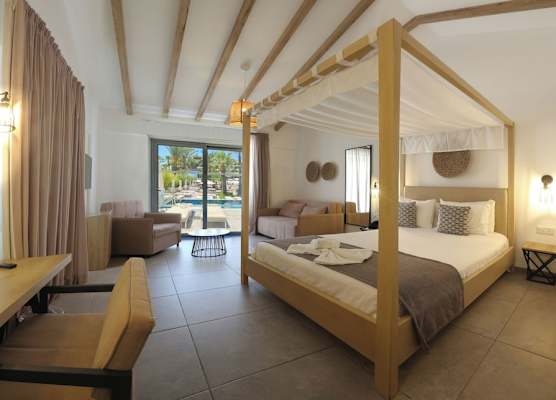 Bohemian Gardens Hotel 1