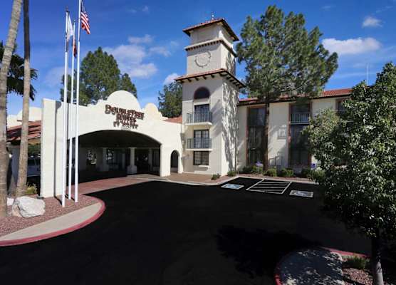 DoubleTree Suites by Hilton Tucson Airport 1