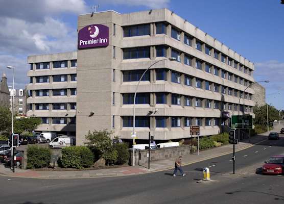 Premier Inn Aberdeen City Centre 1