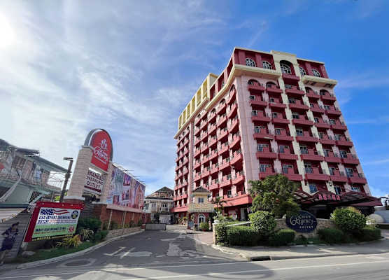 Crown Regency Suites Mactan 1