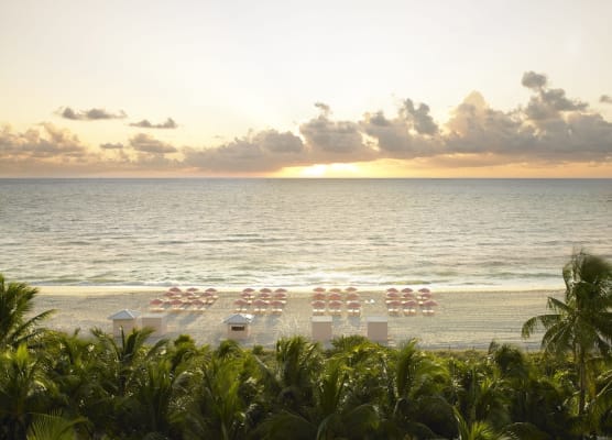 Grand Beach Hotel 1