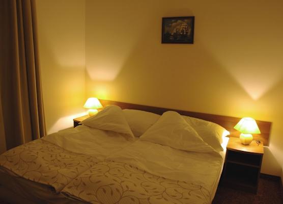 Grot Hotel 1