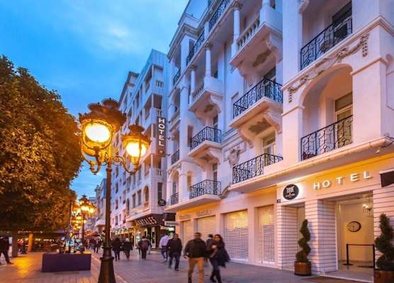 Hotel Carlton 1