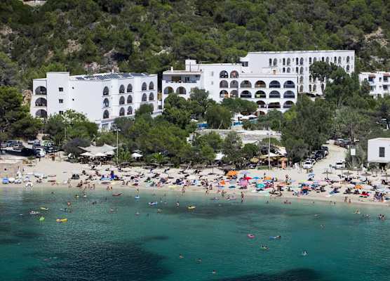 Aparthotel Puerto Cala Vadella 1